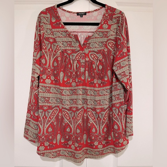 New without tags top size 2X - Picture 2 of 4